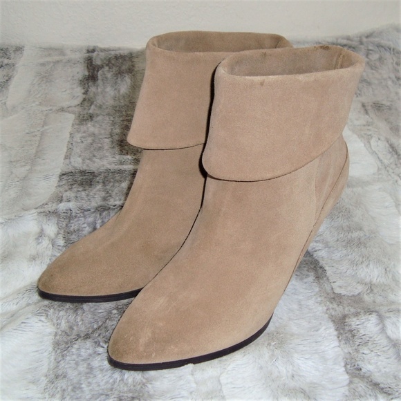 SONOMA Leather Suede Lana Taupe Ankle Boots* - Picture 1 of 7